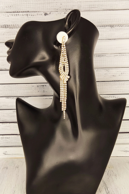 Оригинальные серьги-водопад SZ07 в необычном благородном цвете розовое золото под вечернее платье на выпускной и корпоратив купить недорого в салоне Princesse de  Paris в СПБ.