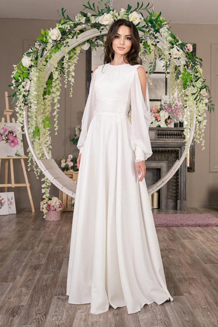 Закрытое длинное свадебное платье СЕЛЕНА с рукавами из шифона и юбкой-солнце купить недорого в салоне Princesse de Paris СПБ. 