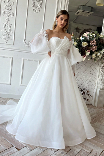Пышное легкое свадебное платье БИЗЕ со съемными рукавами из матовой органзы купить недорого в салоне Princesse de Paris СПБ