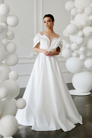 Свадебное платье МАРСЕЛА из матового атласа в стиле современная классика - утонченный минимализм купить недорого в салоне Princesse de Paris СПБ