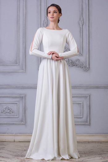 Закрытое простое свадебное платье с рукавами МЕГАН для венчания и на роспись купить недорого в салоне Princesse de Paris СПБ.