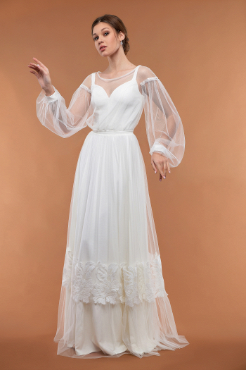 Свадебное платье МЕДИНА fly кружево в стиле бохо, легкое и воздушное, с пышными рукавами-фонариками, закрытое, большие размеры для полных, купить в свадебном салоне Princesse de Paris