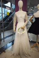 Свадебный букет-оберег, букет-дублер с рунами и жемчугом из 11 калл купить в салоне Princesse de Paris в СПБ.