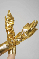 Длинные атласные оперные перчатки золотого цвета для создания эффектного вечернего образа купить в салоне Princesse de Paris в СПБ.