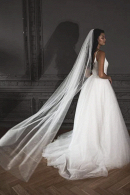 Фата БЛЕСК длинная блестящая одноярусная цвет белый молочный купить в СПБ.