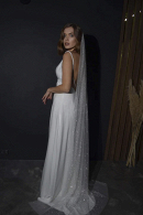 Фата БЛЕСК длинная блестящая одноярусная цвет белый молочный купить в СПБ.