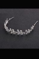 Мягкая диадема МД001 со стразами, цвет серебро в свадебном салоне Princesse de Paris