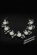 Мягкая диадема МД003 с жемчугом  и полимерными розочками, цвет серебро ручная работа в свадебном салоне Princesse de Paris