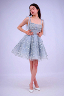 Короткое пышное блестящее вечернее платье БЕТТИ голубого цвета на выпускной из кружева 3D