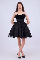 Черное короткое пышное дизайнерское вечернее платье мини из кружева 3D на выпускной купить недорого в салоне Princesse de Paris в СПБ