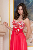 Длинное корсетное вечернее платье из шифона БЛЕСК цвет коралл с открытыми плечами купить недорого в салоне Princesse de Paris в СПБ.