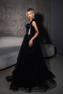 Экстравагантное черное вечернее платье АГАТА в бельевом стиле на выпускной купить в салоне Princesse de Paris в СПБ