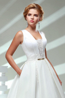Свадебное платье Ангела - легкое, удобное, для венчания, кружевное, непышное, атласное в свадебном салоне Princesse de Paris СПБ