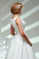 Свадебное платье Ангела - легкое, удобное, для венчания, кружевное, непышное, атласное в свадебном салоне Princesse de Paris СПБ