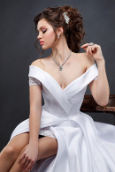 Свадебное платье ГРЕЙС lux - атлас, открытые плечи, карманы, стильное, непышное. Свадебный салон Princesse de Paris