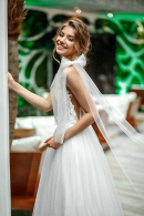 Свадебное платье КОРА boho - легкое, летнее, модное, молодежное, купить недорого в свадебном салоне Princesse de Paris