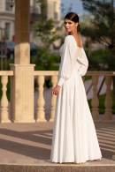 Свадебное платье КРИСТА с рукавами и разрезом без корсета минимализм легкое летнее с открытыми плечами купить недорого в салоне Princesse de Paris в СПБ.