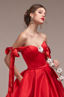 Королевское свадебное платье красного цвета пышное, с карманами и шлейфом купить недорого в СПб