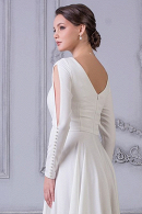 Закрытое простое свадебное платье с рукавами в стиле минимализм МЕГАН для венчания и на роспись купить недорого в салоне Princesse de Paris СПБ.