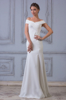 Облегающее свадебное платье ПЭРИС в стиле минимализм с открытыми плечами (рыбка) купить недорого в салоне Princesse de Paris в СПБ.