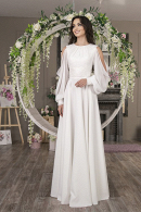 Закрытое длинное свадебное платье СЕЛЕНА с рукавами из шифона и юбкой-солнце купить недорого в салоне Princesse de Paris СПБ. 